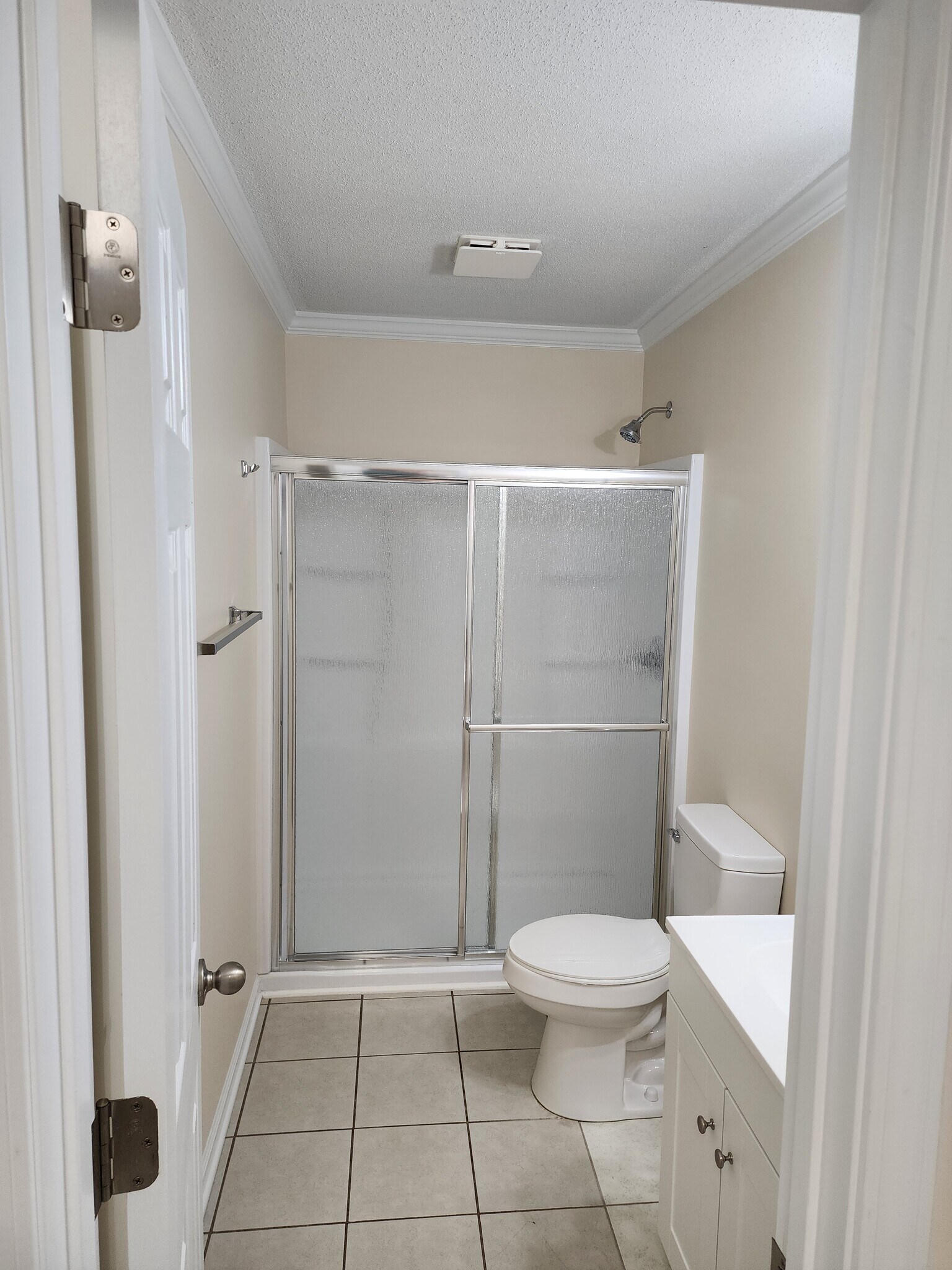 Building Photo - 197 Hughes St