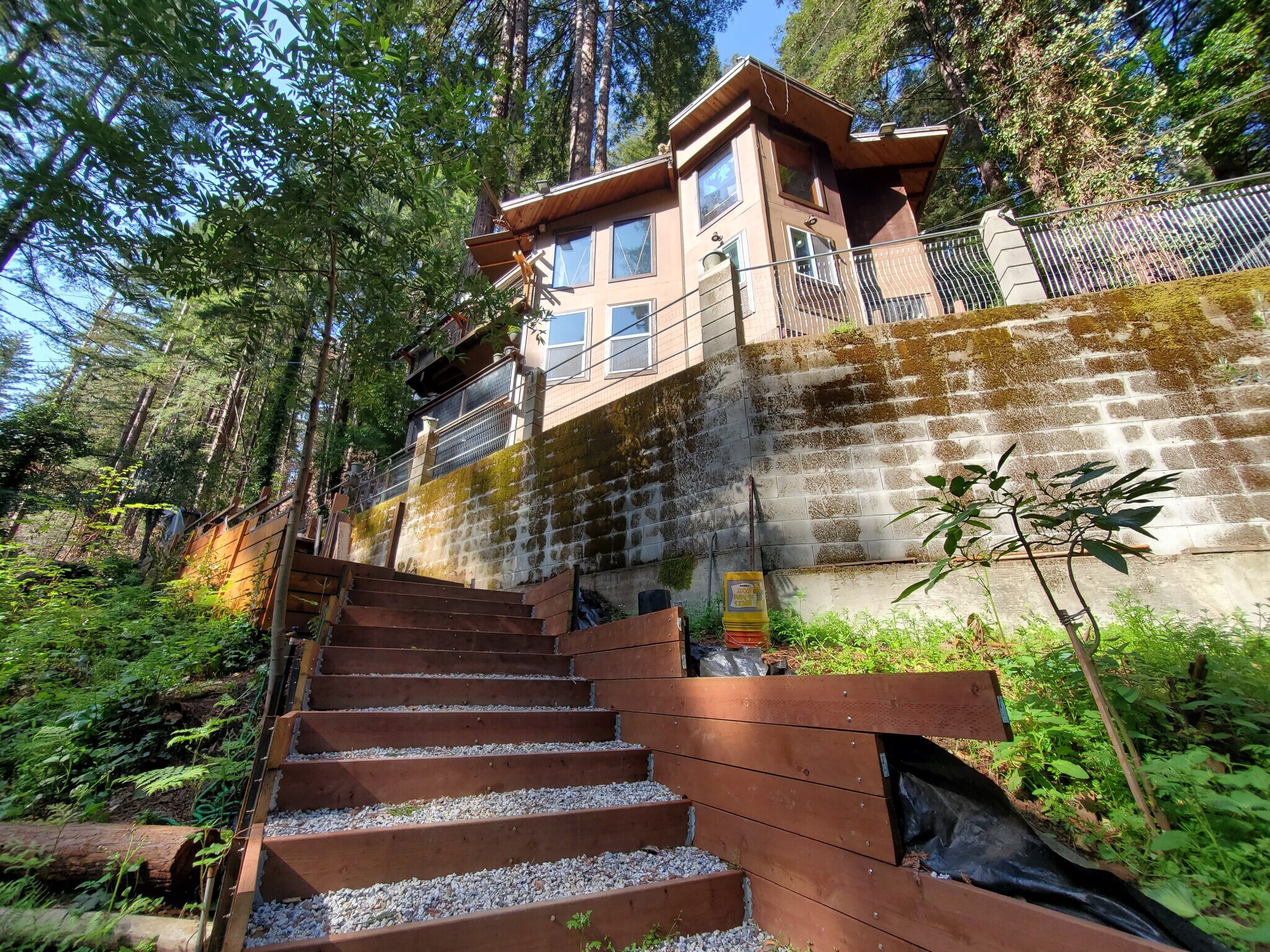 Building Photo - 787 Applewood Rd