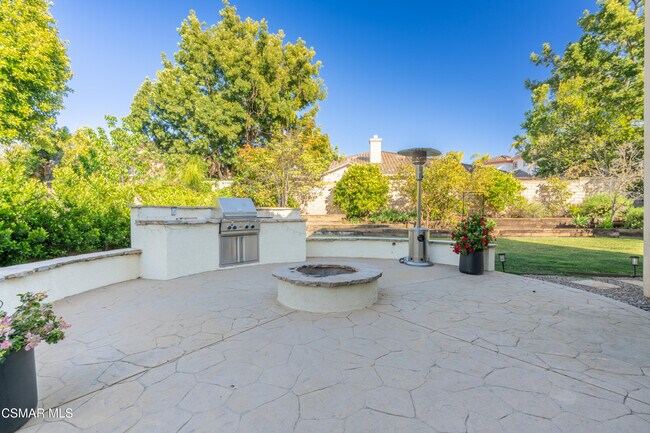 Building Photo - 5314 Via Dolores