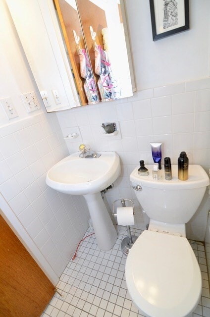 Building Photo - 81 Saint Botolph St