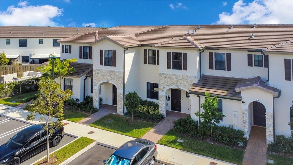 Building Photo - 12866 SW 232nd Ln