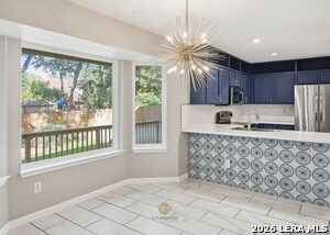Building Photo - 13811 Stone Hollow