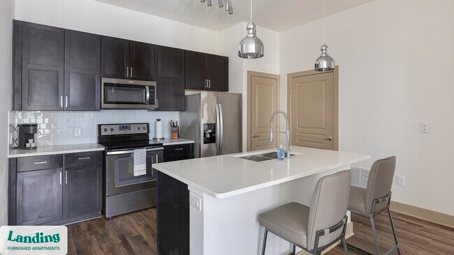 Building Photo - 5005 Galleria Dr