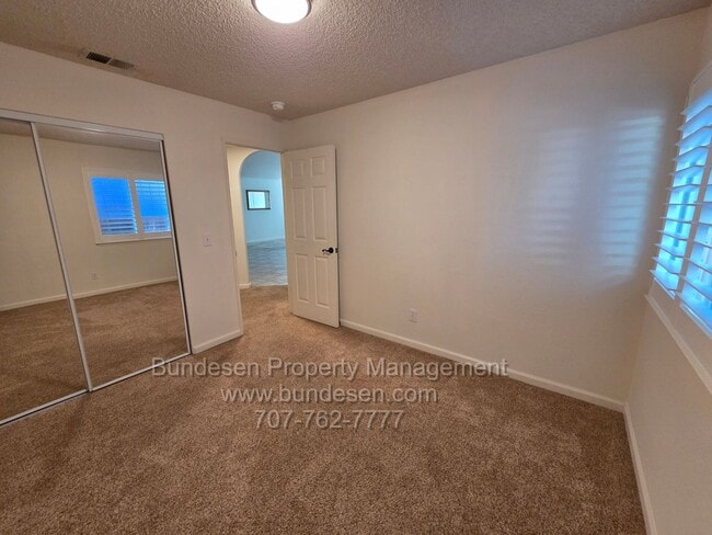 Building Photo - 1388 Miramonte Pl