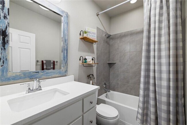 Building Photo - 809 American Trail