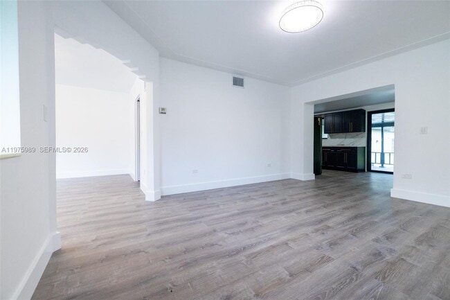 Building Photo - 3401 SW 17th St