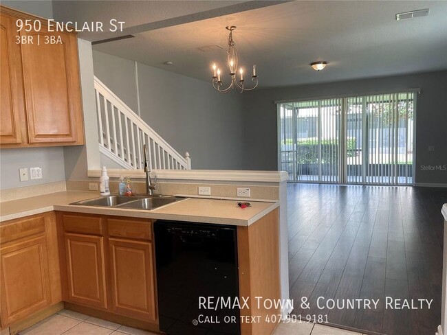 Building Photo - Spring Isle Townhome for Rent