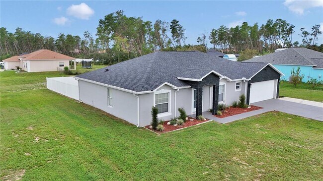 Building Photo - 10648 SW 38th Ave