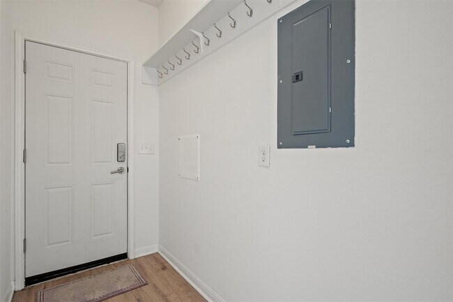 Building Photo - 1629 Arbor Knot Dr