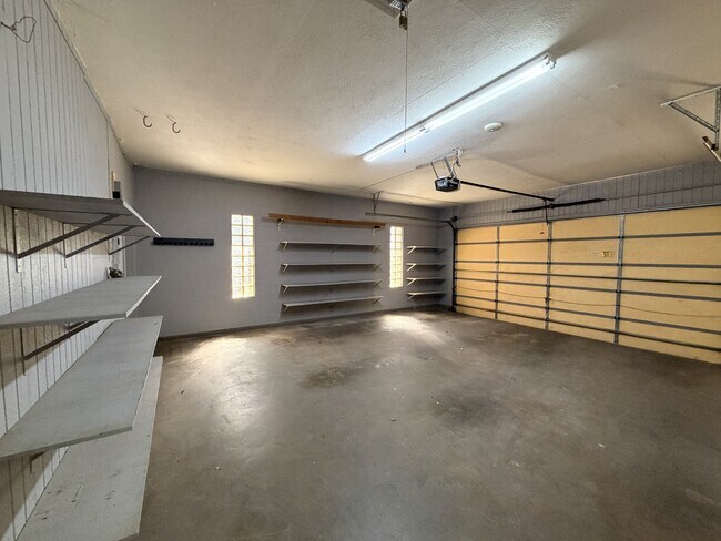 Building Photo - 5372 Wagon Trail