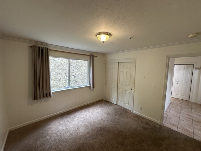 Building Photo - 25060 Soquel San Jose Rd