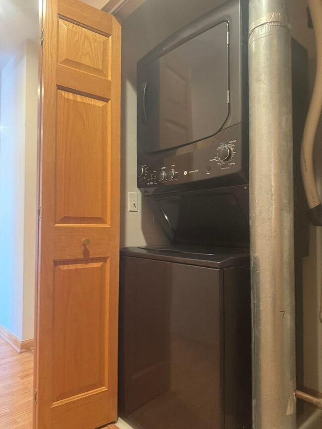 Building Photo - 2919 N Harlem Ave