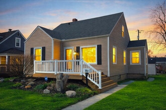 Building Photo - 3622 178th St