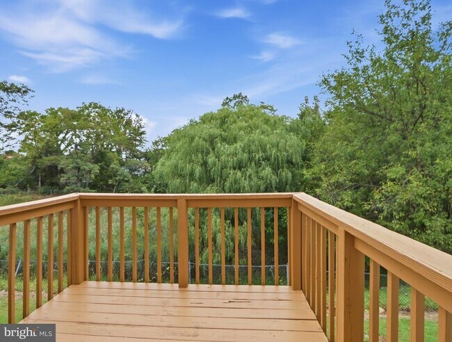 Building Photo - 7203 Rutherford Green Cir