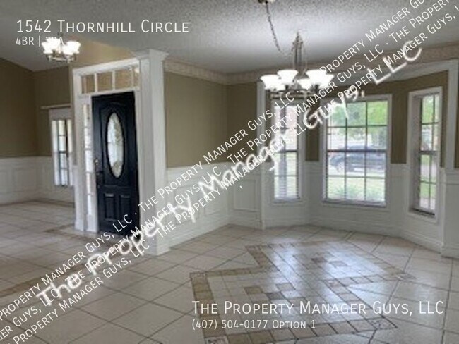 Building Photo - 1542 Thornhill Cir