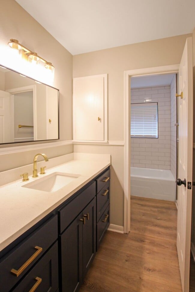 Building Photo - Coming Soon: Stunning 4-bedroom, 2-bath be...
