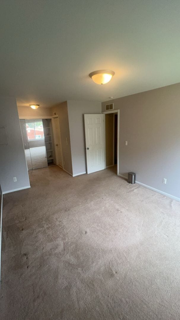 Building Photo - 306 Sunset Ln