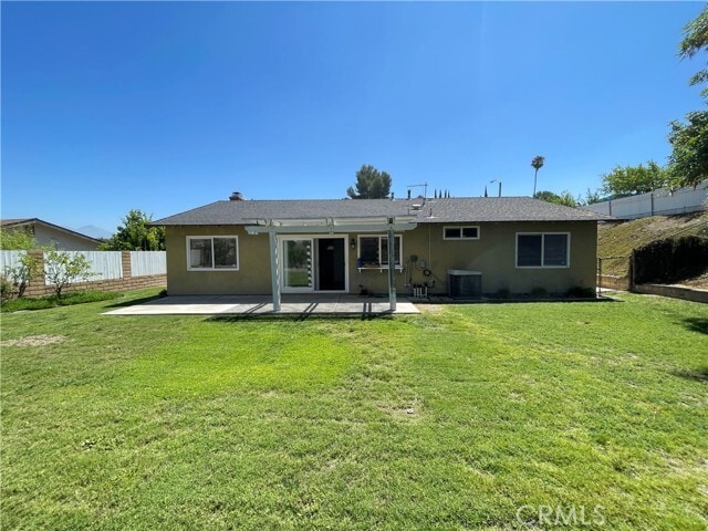 Building Photo - 411 N Prospectors Rd