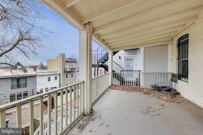 Building Photo - 140 Bryant St NW