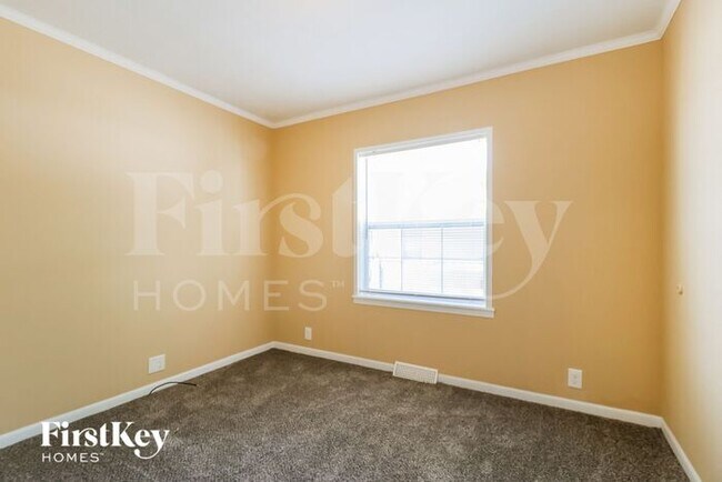 Building Photo - 649 Diamond Loop