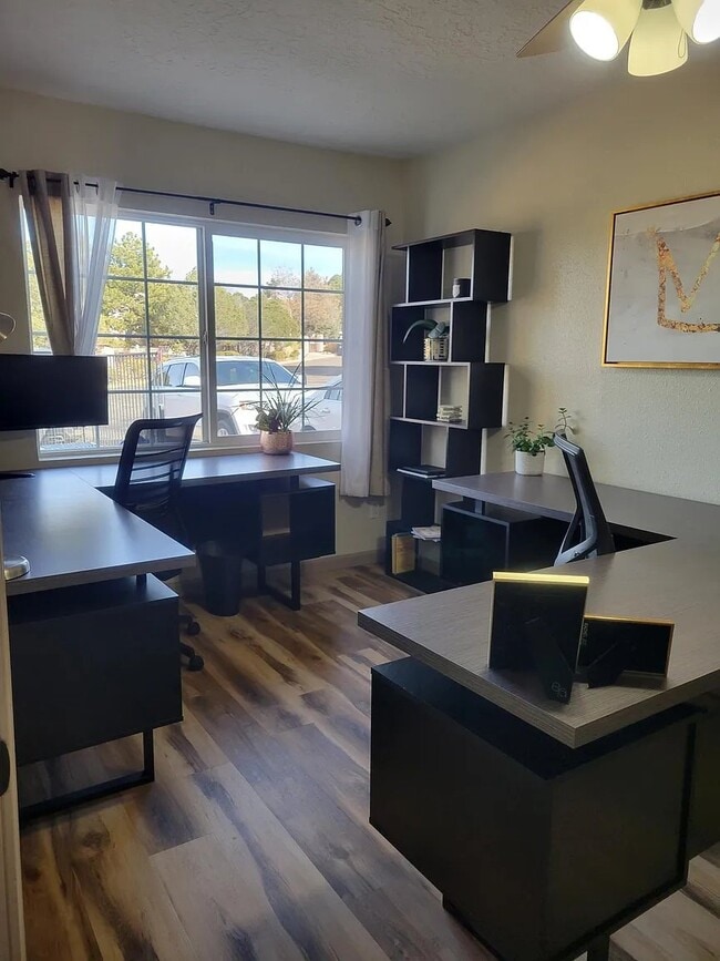 Building Photo - 2127 Ave De Las Alturas