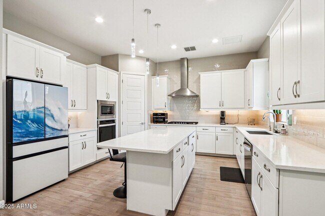 Building Photo - 4869 E Muriel Dr