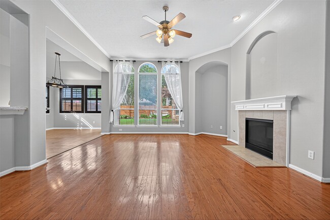 Building Photo - 27210 Sable Oaks Ln