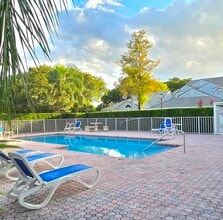 Building Photo - 8707 Forest Hills Blvd