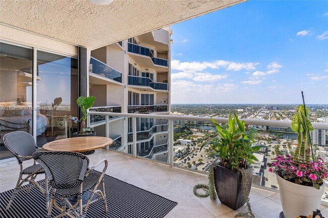Building Photo - 3100 N Ocean Blvd