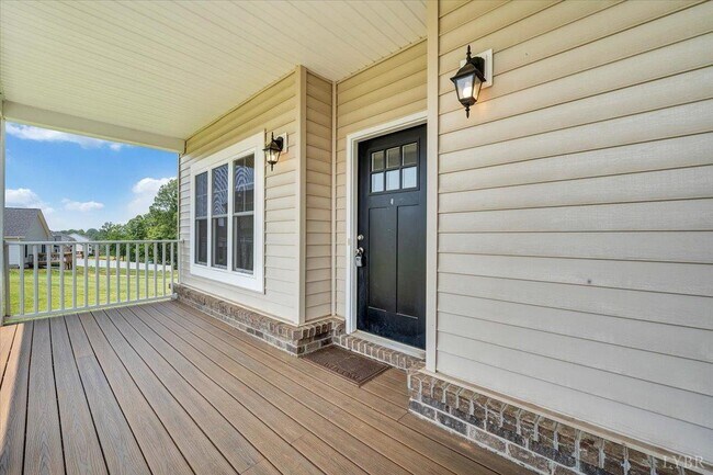 Building Photo - 1021 Lochwood Hl Dr