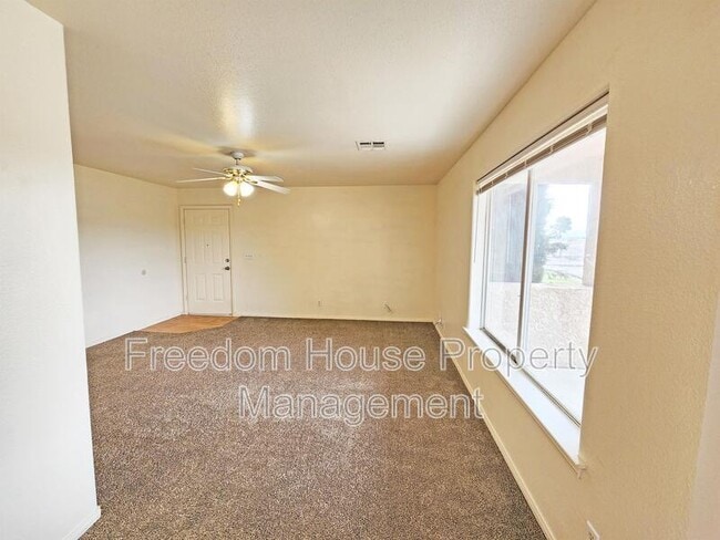 Building Photo - 561 Bourbon St