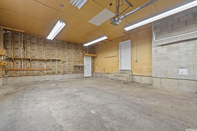 Building Photo - 81 N 1300 W