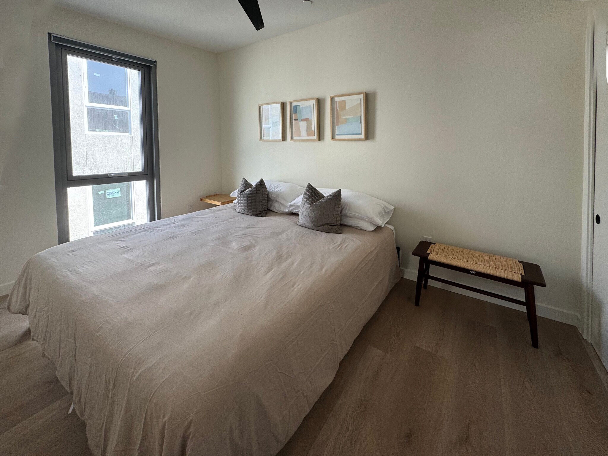 Building Photo - 4548 Huntington Dr S