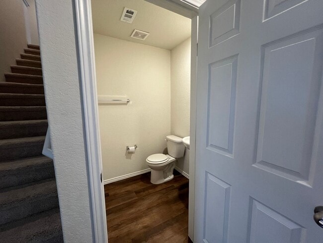 Building Photo - Stunning 4 bdrm Two-Story in  NBTX