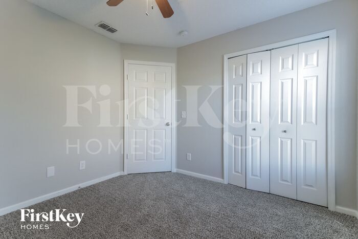 Building Photo - 5227 Aventura Blvd
