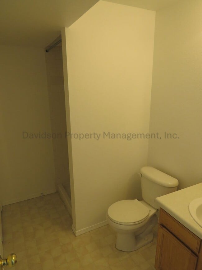 Building Photo - Charming 3 Bedroom Unit in Old Colorado City