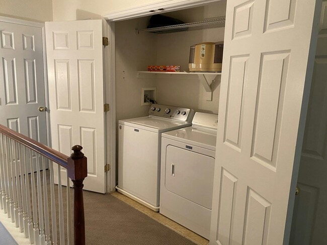 Building Photo - 16179 E Geddes Ln