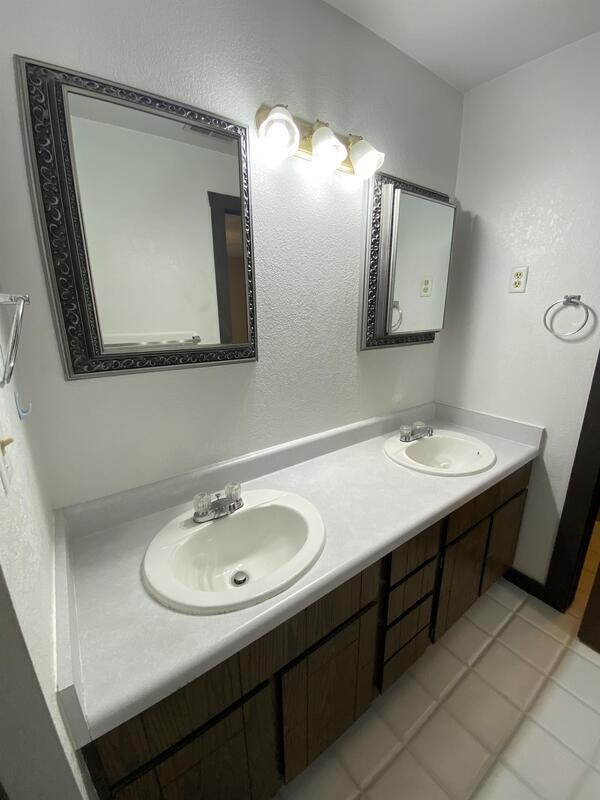 Building Photo - 3061 Reed Avenue - 3