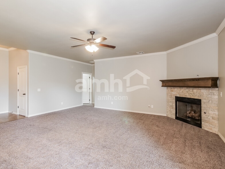 Building Photo - 8009 NW 159th St