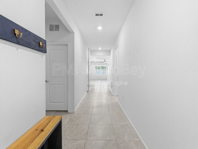 Building Photo - 2870 Dolores Home Ave