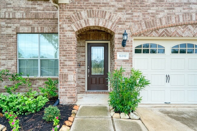 Building Photo - 6319 Burgess Heights Ln
