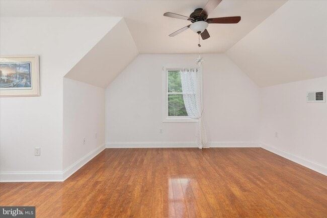 Building Photo - 882 Liberty Furnace Rd