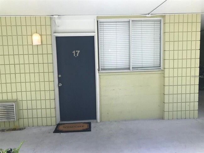 Primary Photo - 1301 S Howard Ave