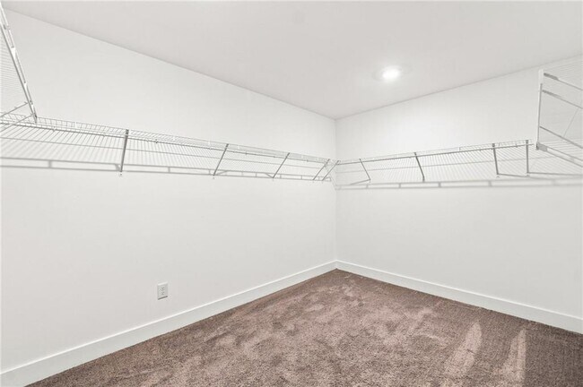 Building Photo - 901 Cedar Wing Terrace