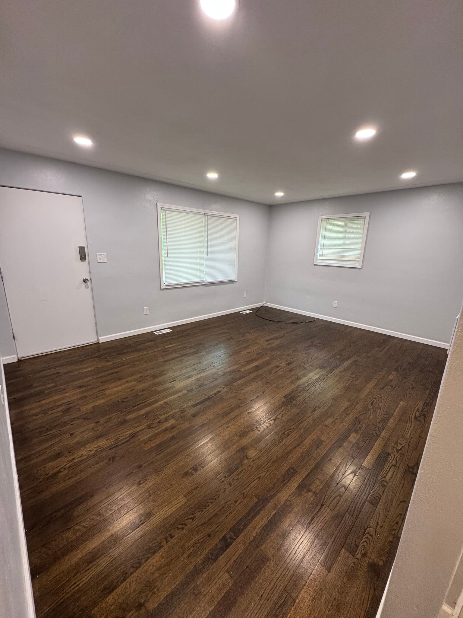 Living Room - 18 Englewood Dr