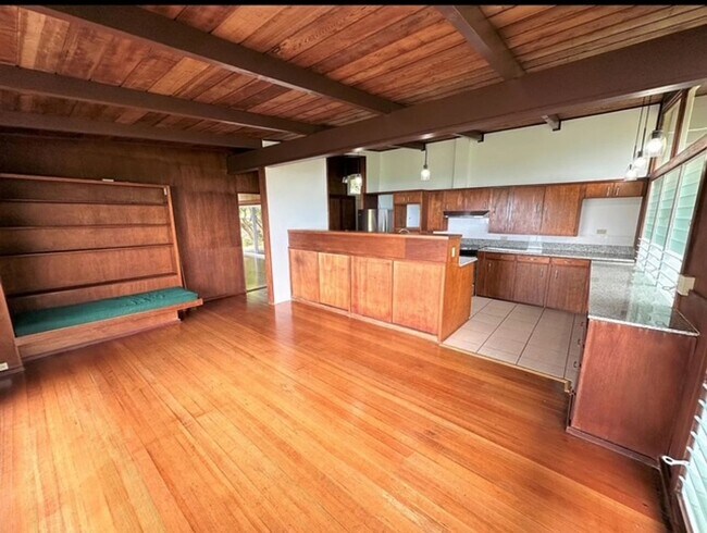 Building Photo - Ocean & Mokolua Views! Single Family Home ...