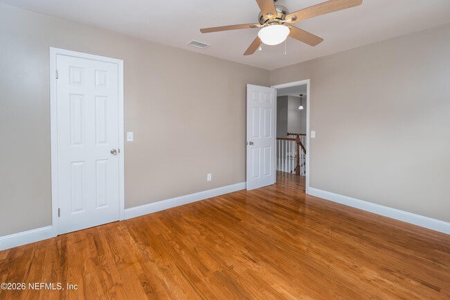 Building Photo - 2450 Fallen Tree Dr W