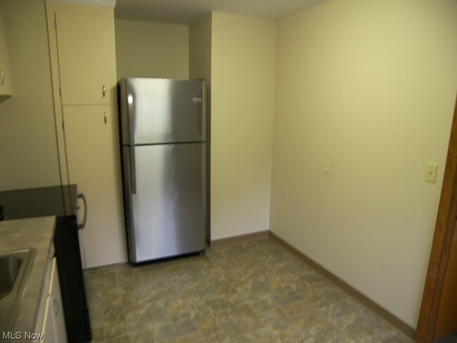 Building Photo - 32320 Bainbridge Rd