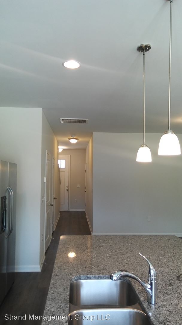 Building Photo - 3 br, 2.5 bath House - 1039 Tee Shot Drive...