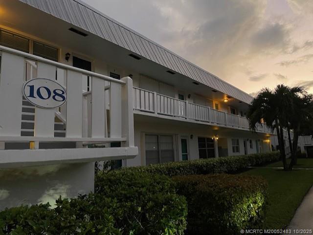 Building Photo - 2929 SE Ocean Blvd